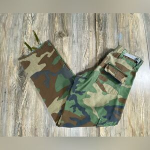 Vintage Military Pants Mens XSmall Regular Sz 28 Camo Woodland Combat Trousers